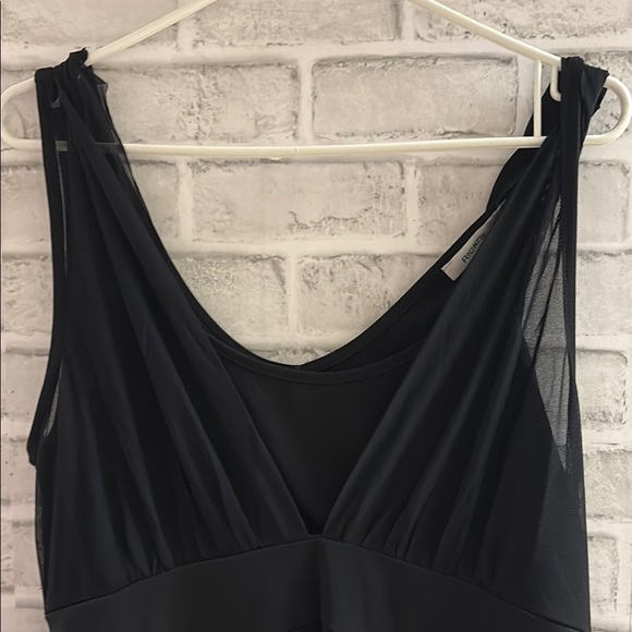 Ricki’s Elegant Black Sleeveless tieback Top, size Large - Picture 2 of 6